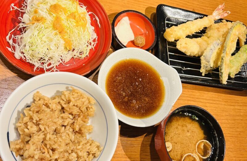 和歌山で人気の天ぷら屋さんの定食