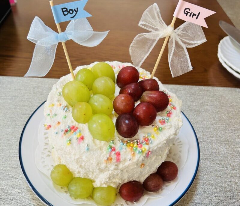 夫へのサプライズのために作ったジェンダーリビールケーキ