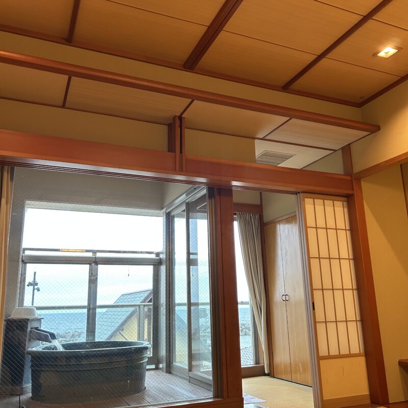 宿泊先の客室